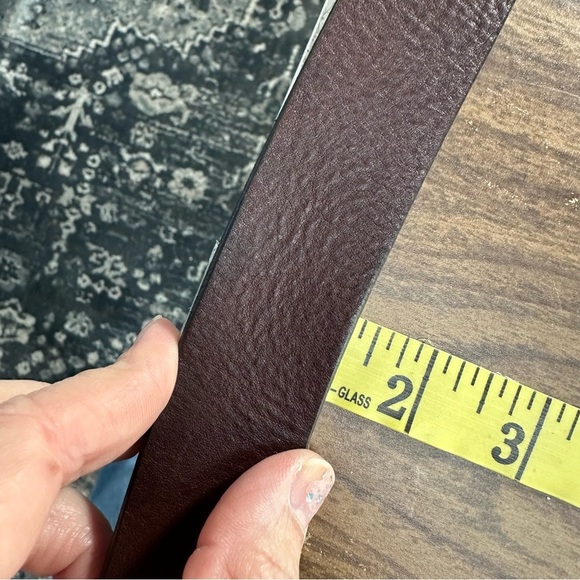 L.L. Bean Men's Brown Genuine Leather Belt, Large - Picture 9 of 10